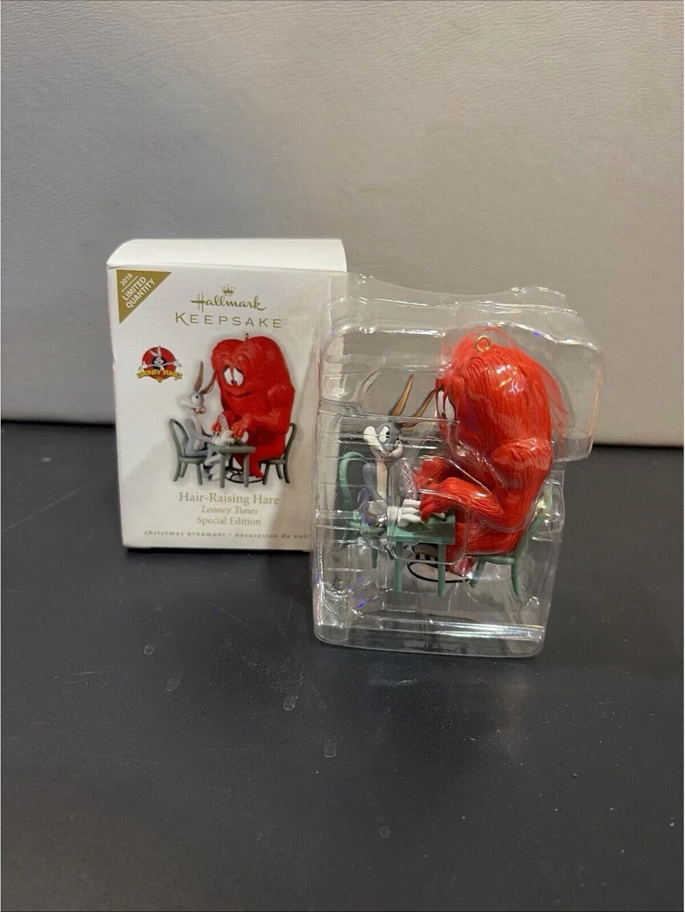 Hallmark Keepsake - Bugs Bunny “Hair Raising Hare” Ornament Limited Edition